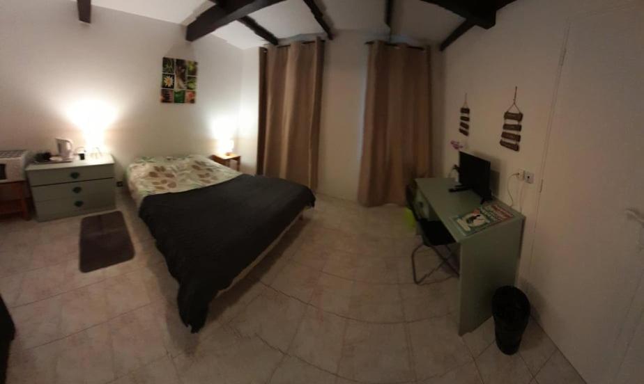 Chambre indépendante à la campagne Puycalvel Lautrec Esterno foto